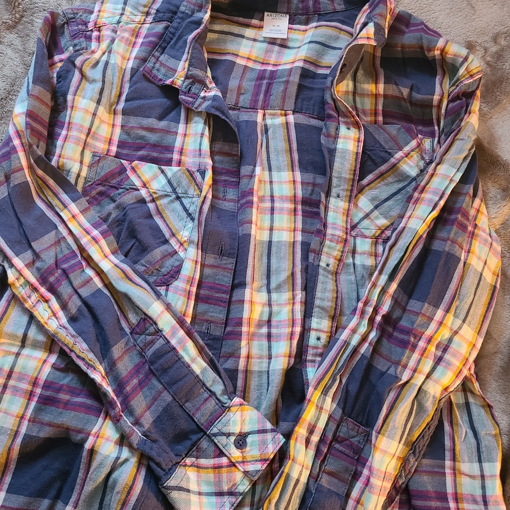 Girls youth XL Arizona plaid button up